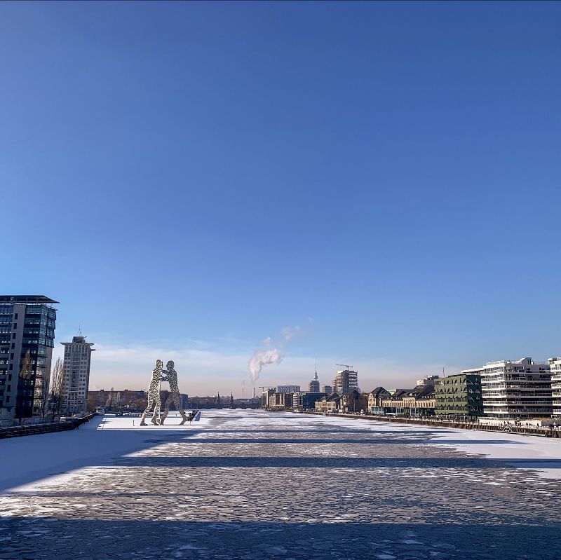 Molecule men with the frozen Spree, Berlin, Germany