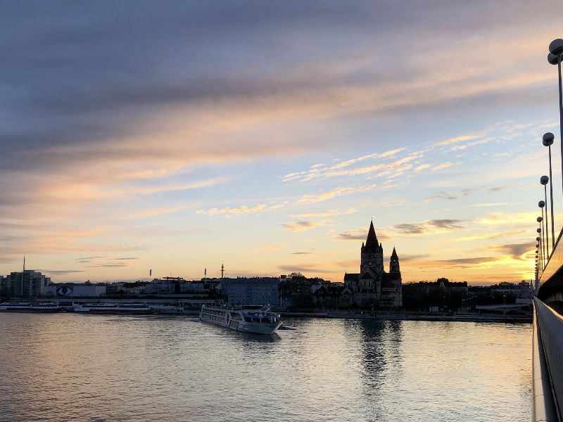 Chirstmas sunset in Vienna